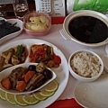 P8307933-b.jpg