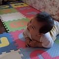 2009.05.03-偷看到媽咪在刷牙...哈