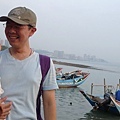 2009.09.14-所有人裡我最喜歡爸比抱抱了...因為他對我總是笑咪咪的^^~