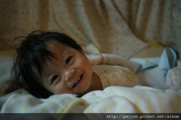 20100105-午覺有睡飽醒來就會笑咪咪滴...