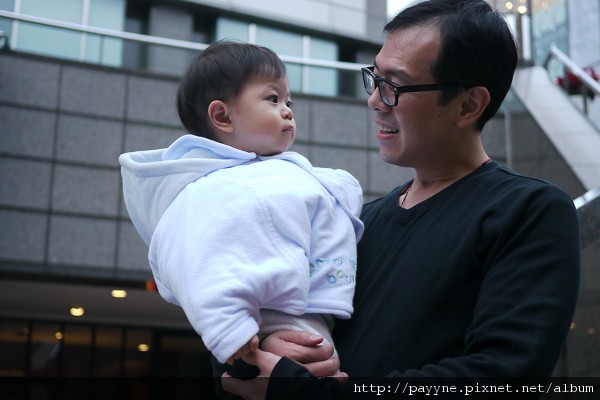 20100123-我最喜歡爸比了，相較起來他比媽咪溫柔多了