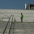 20100131-休息一下後繼續再戰...可憐的粽子即便累也跟上來了