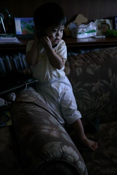 2010.08.27-現在會自己接電話囉~~