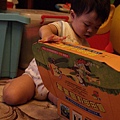2010.05.05-不過相較於種豆子，這套書我更愛..真的很有趣的書喔~媽咪力推~~