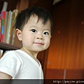 2010.05.12-通常是吃過下午點心後，心情才會好轉..還是媽咪了解我