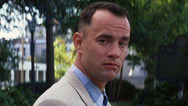 Tom_Hanks_in_Movie_Forrest_Gump_Wallpaper.jpg