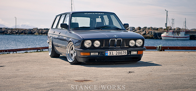 14開心中古車 I 老學校的原點 19 Bmw E28 5i 霹靂五號 毒舌痞子的五四三日記 痞客邦 14開心中古車 I 老學校的原點 19 Bmw E28 5i 霹靂五號 毒舌痞子的五四三日記 痞客邦