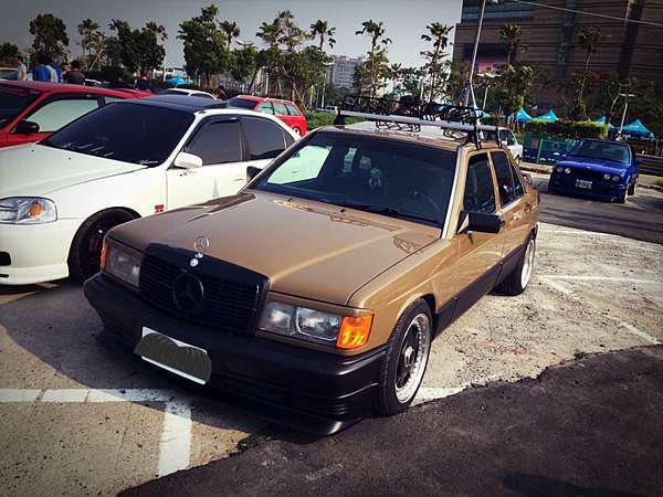 古色古香mercedes Benz 190e 2 3 16v W1 毒舌痞子的五四三日記 痞客邦 古色古香mercedes Benz 190e 2 3 16v W1 毒舌痞子的五四三日記 痞客邦