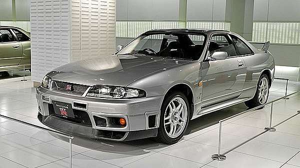 最火熱的流用框nissan Skyline Gtr R33 原廠輪框 萬用框 毒舌痞子的五四三日記 痞客邦