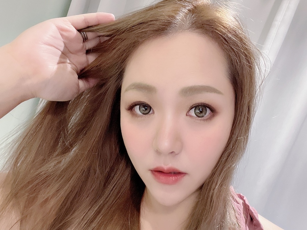 [美髮] 夏日油頭OUT ! 就算距離再近也不用怕尷尬 ♥ 