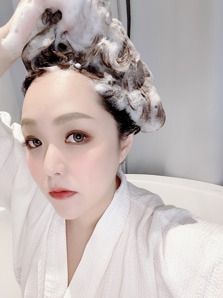 [美髮] 夏日油頭OUT ! 就算距離再近也不用怕尷尬 ♥ 