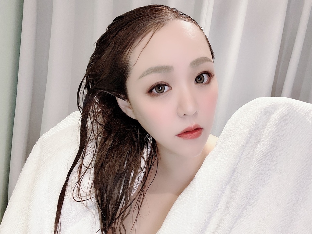 [美髮] 夏日油頭OUT ! 就算距離再近也不用怕尷尬 ♥ 