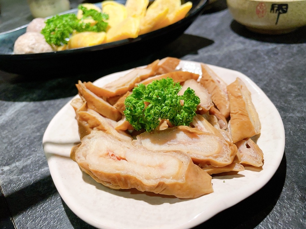 [美食] 龍府小鍋 放感情 內湖重慶酸辣鍋天花板 愛吃辣