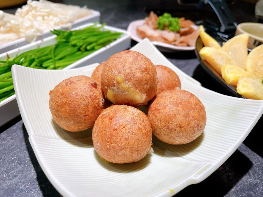 [美食] 龍府小鍋 放感情 內湖重慶酸辣鍋天花板 愛吃辣