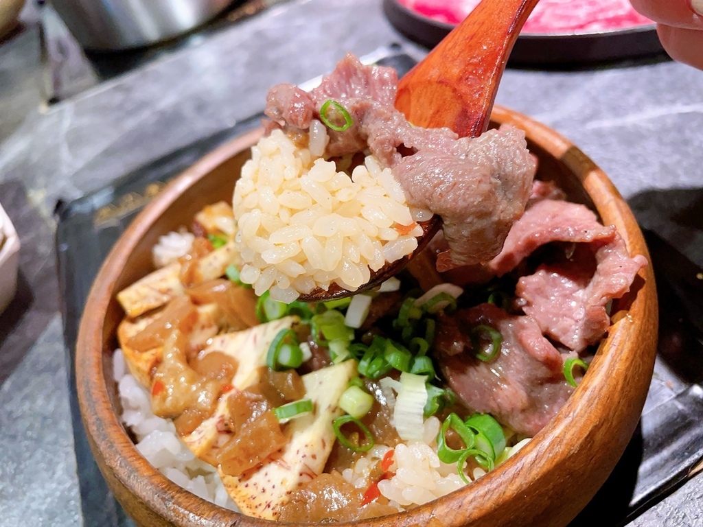 [美食] 龍府小鍋 放感情 內湖重慶酸辣鍋天花板 愛吃辣