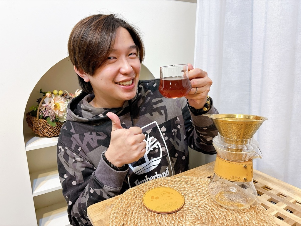 [開箱] 宜龍EILONG 日初咖啡禮盒 醇萃手沖壺組 