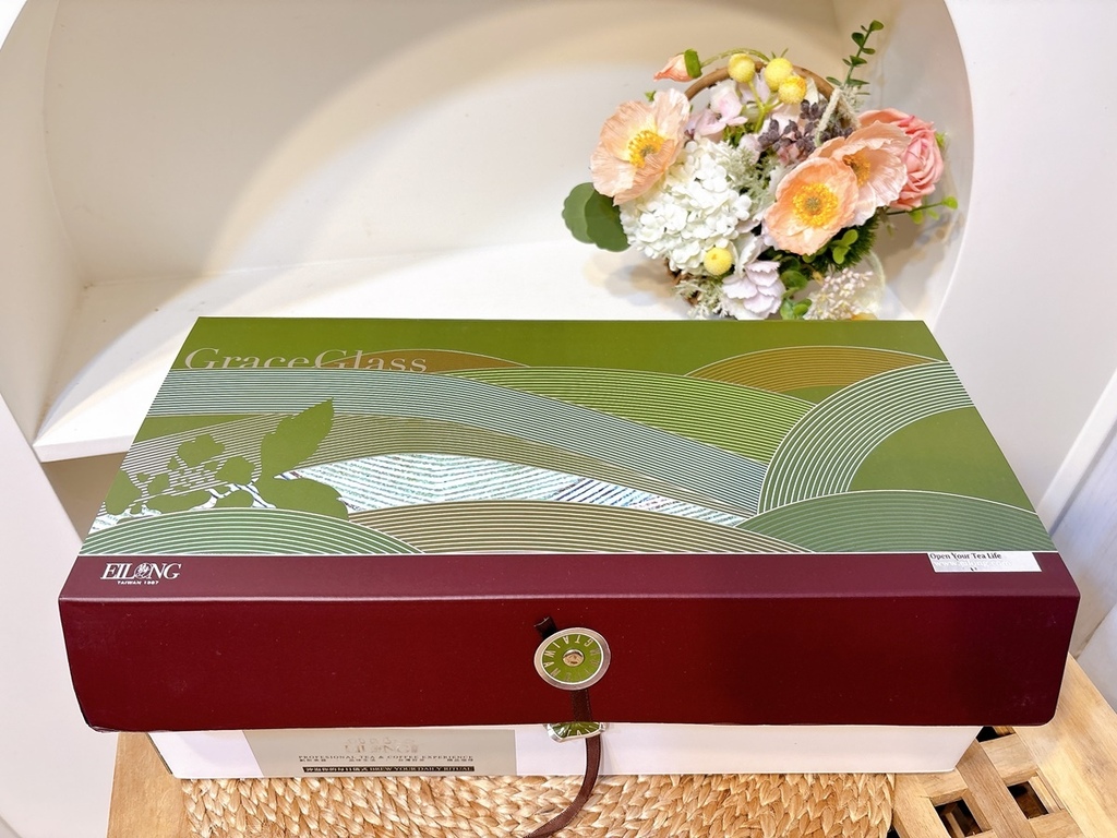 [開箱] 宜龍EILONG 日初咖啡禮盒 醇萃手沖壺組 