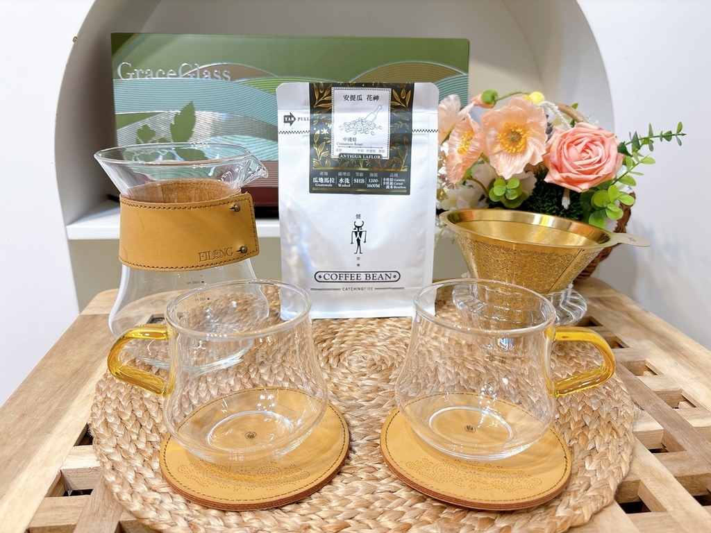 [開箱] 宜龍EILONG 日初咖啡禮盒 醇萃手沖壺組 