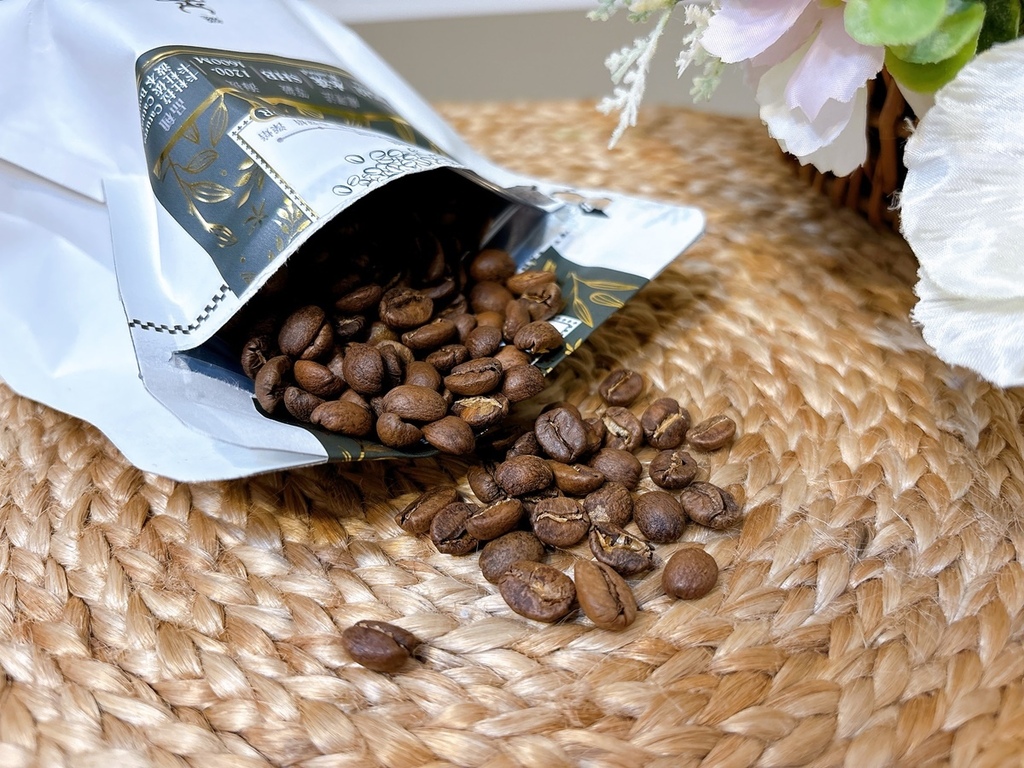 [開箱] 宜龍EILONG 日初咖啡禮盒 醇萃手沖壺組 