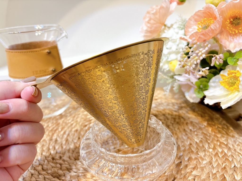 [開箱] 宜龍EILONG 日初咖啡禮盒 醇萃手沖壺組 