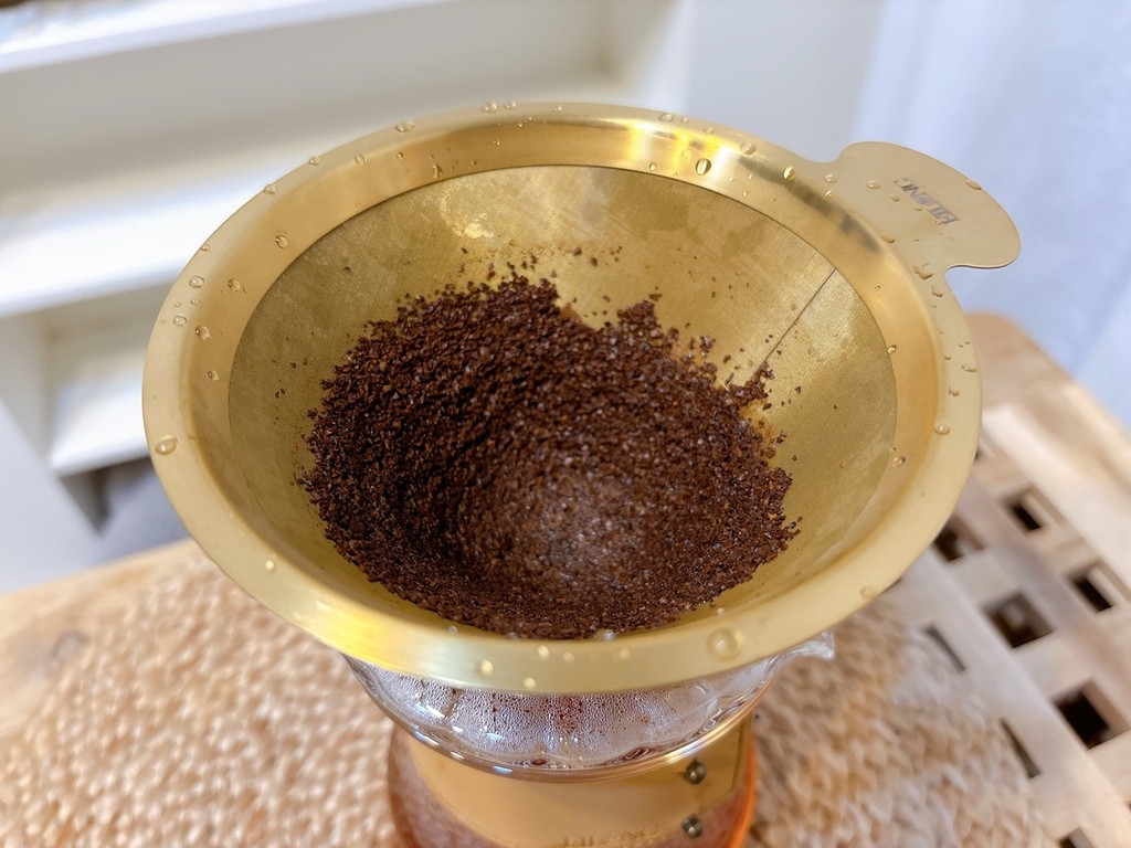 [開箱] 宜龍EILONG 日初咖啡禮盒 醇萃手沖壺組 