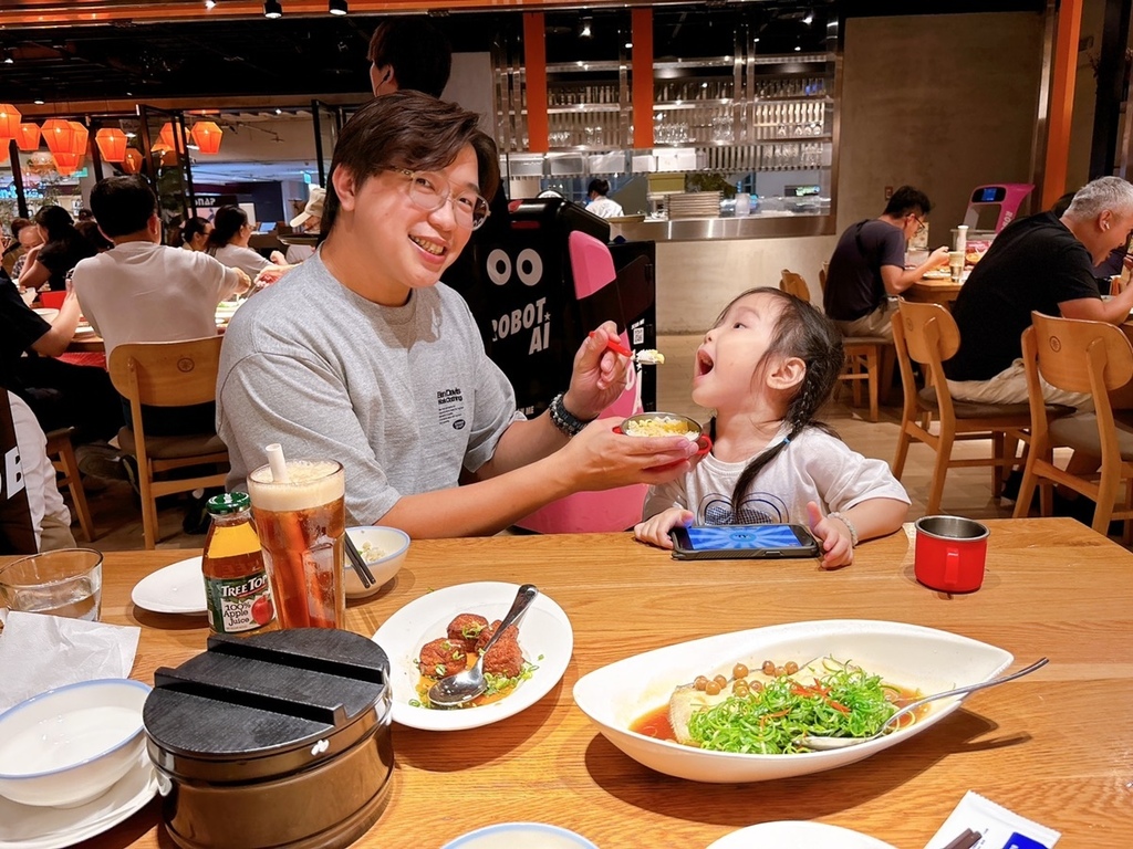 [生活] 台北親子輕旅行景點、親子餐廳推薦 URiDE 