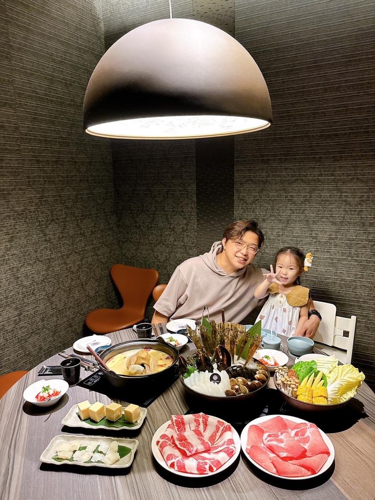 [美食] 食令shabu 大直 黃金花膠雞鍋霸氣登場 整