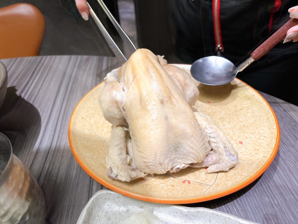 [美食] 食令shabu 大直 黃金花膠雞鍋霸氣登場 整