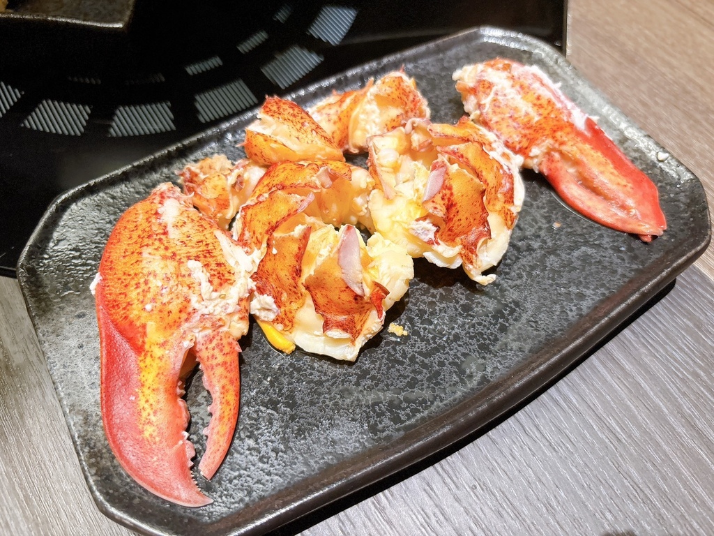 [美食] 食令shabu 大直 黃金花膠雞鍋霸氣登場 整