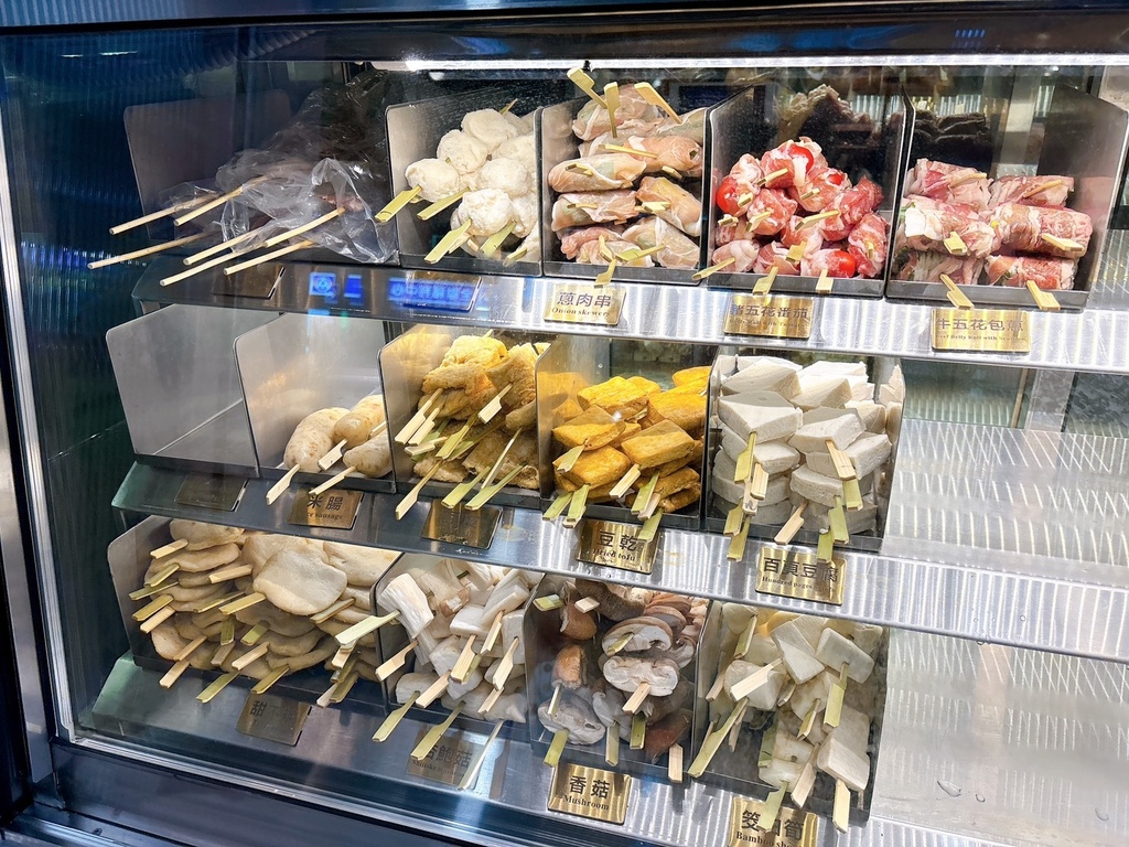 [美食] 柒息地串燒居酒屋 在中和開旗艦店啦 香氣濃到隔