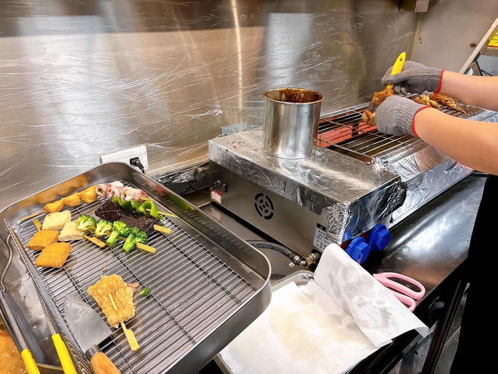 [美食] 柒息地串燒居酒屋 在中和開旗艦店啦 香氣濃到隔