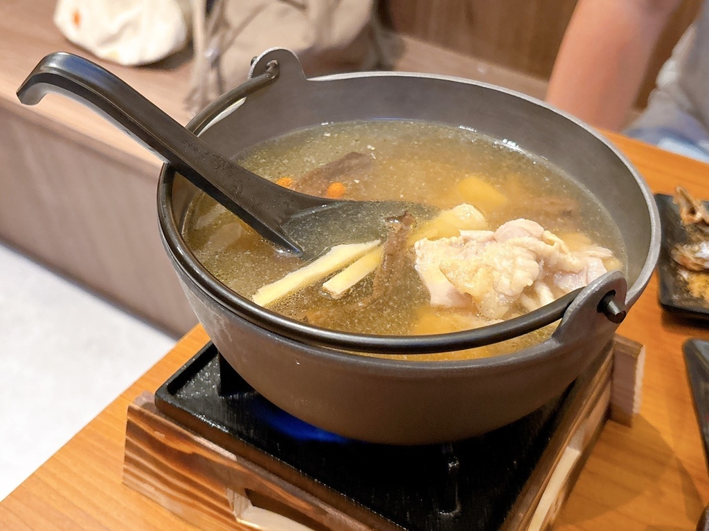 [美食] 柒息地串燒居酒屋 在中和開旗艦店啦 香氣濃到隔