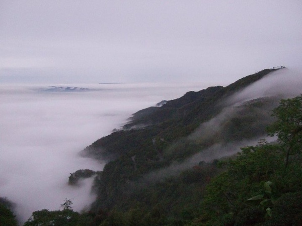 閱讀雲海3.jpg 閱讀雲海3.jpg