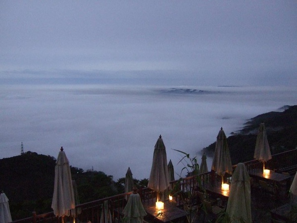 閱讀雲海1.jpg 閱讀雲海1.jpg