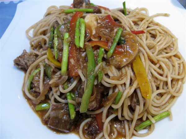 牛小排麵套餐300元