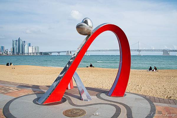 韓國釜山_廣安里海水浴場_愛心藝術裝置