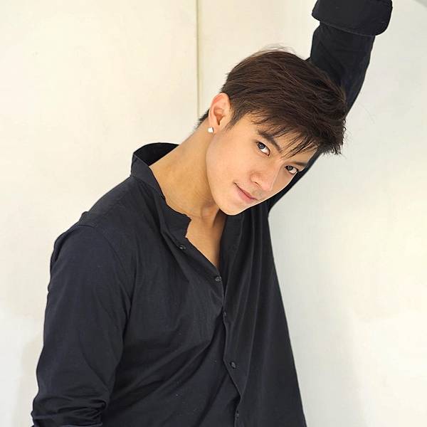 /tmp/phpKeNe7Q /tmp/phpKeNe7Q