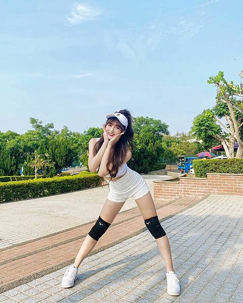 /tmp/phpODuILO /tmp/phpODuILO