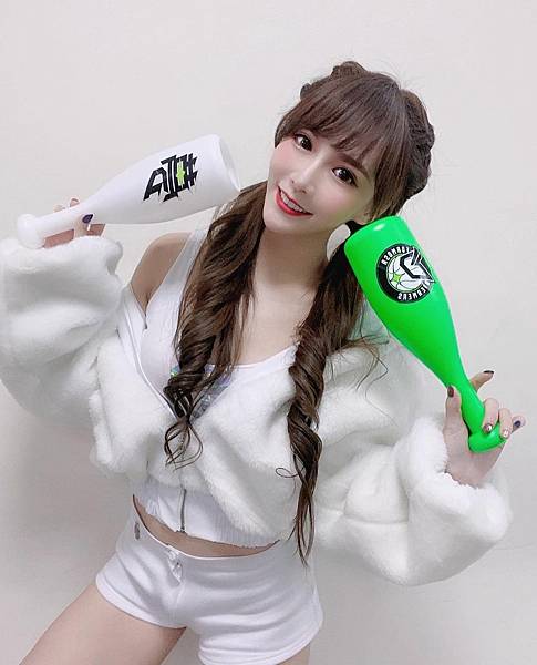 /tmp/phpPUcPyf /tmp/phpPUcPyf