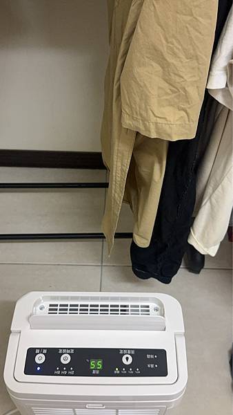 only 高CP款5-7坪除濕機OH05-Y31加強乾衣