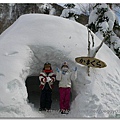 新穗高原雙層纜車 中途接駁站的雪屋.jpg