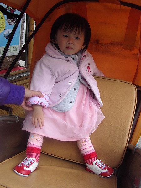 20090407小朱女兒(高若晴)1.JPG