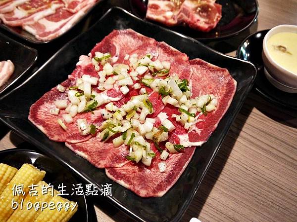 【台中美食】羊角燒肉-頂級食材吃到飽!! 安格斯沙朗、夢幻牛