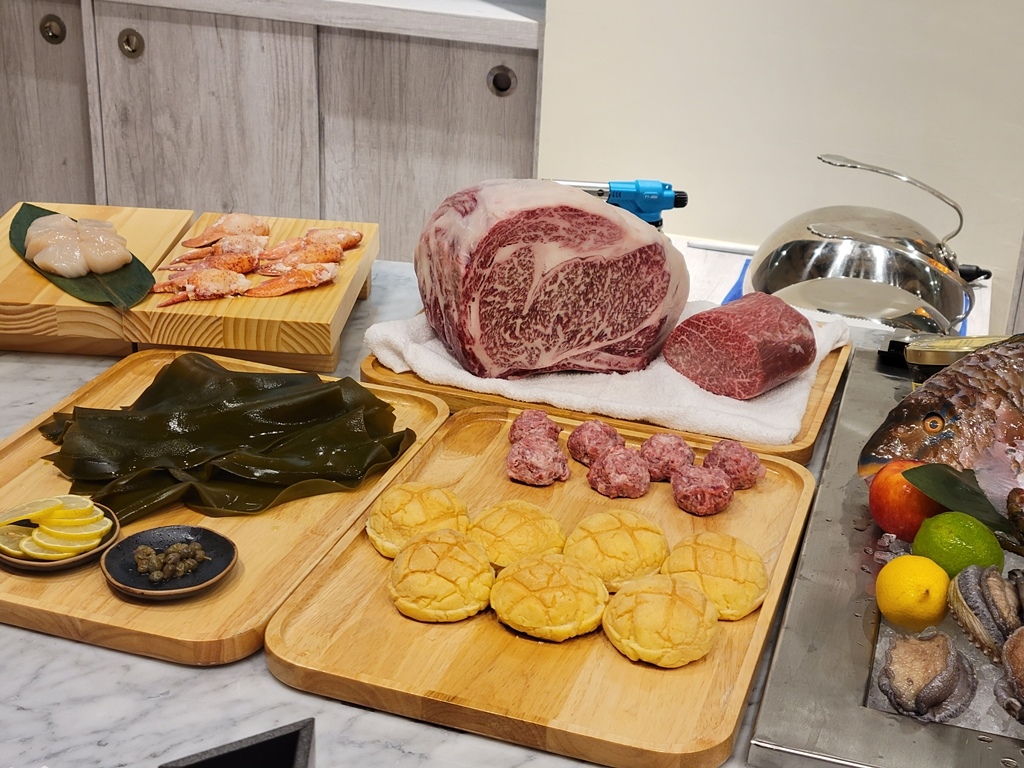 【美食】台灣連續兩年最難訂位的無菜單鐵板燒冠軍名店，Goog