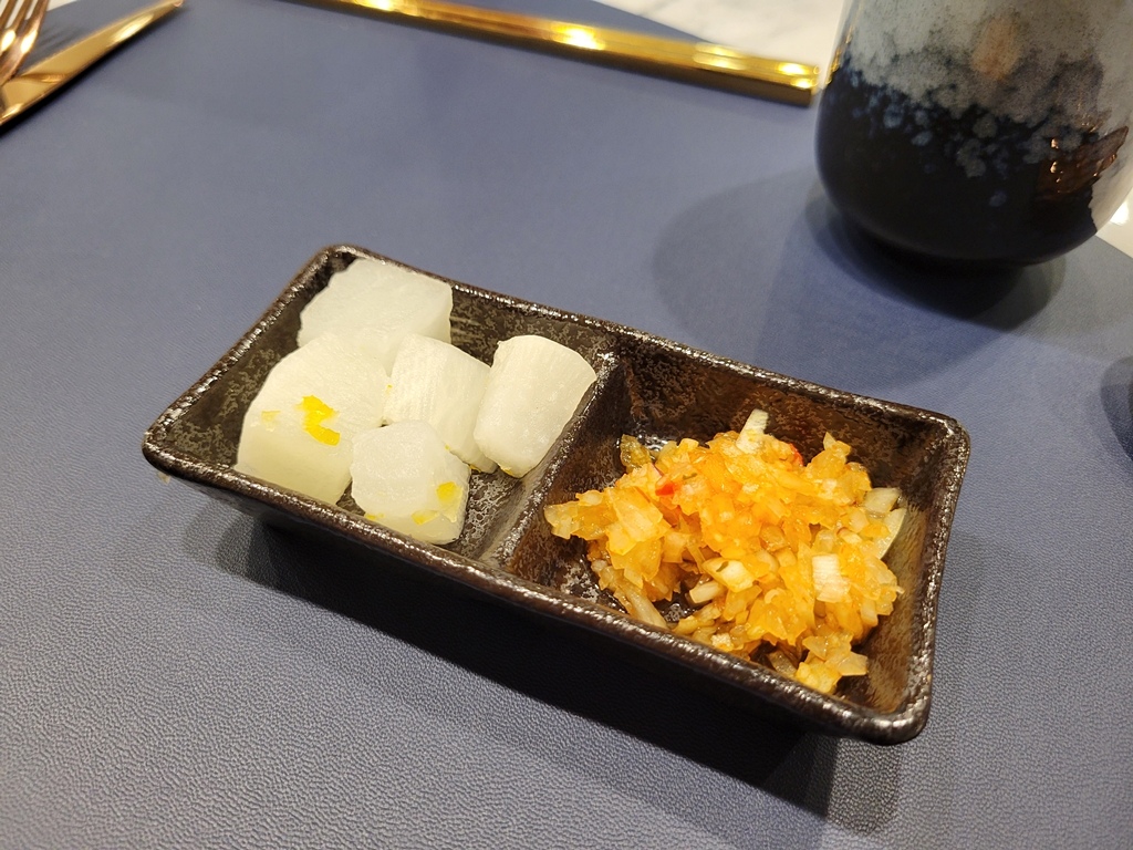 【美食】台灣連續兩年最難訂位的無菜單鐵板燒冠軍名店，Goog