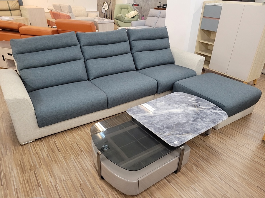 【家具】想找一間有超大展示空間的家具店嗎?  就在《少少家具
