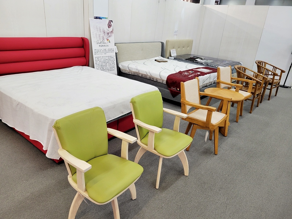 【家具】彰化家具店推荐｜先进家具：实木家具工厂直营，从系统柜