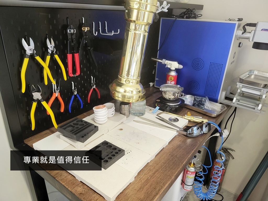 【黄金】旧金变新金，新金送礼送到心坎里~《国际贵金属》~ 黄