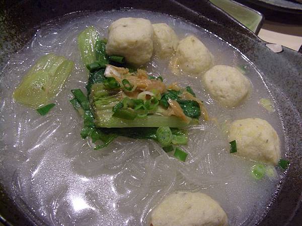 煮館 -- 魚腐魚湯蒟蒻麵