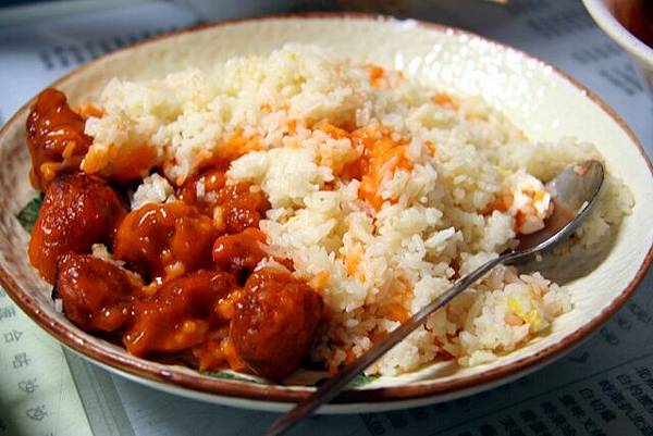 美都餐室 -- 焗排骨飯